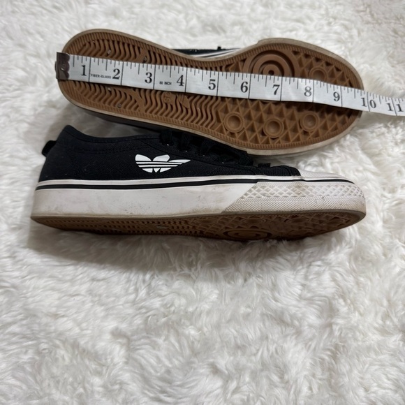 Adidas Nizza Sneakers in Black Size 6 - Picture 12 of 13